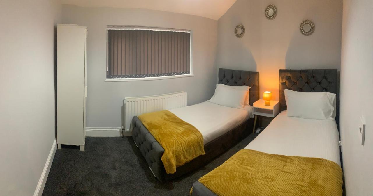Gateshead Serviced Apartment Ideal For Contractors And Vacationing 외부 사진